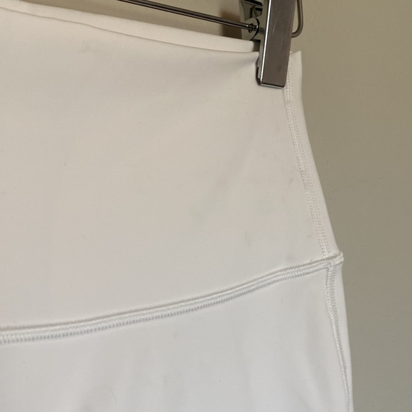 Lululemon Wunder Under High-Rise Tight 25" *Full-On Luxtreme
White - Picture 14 of 14